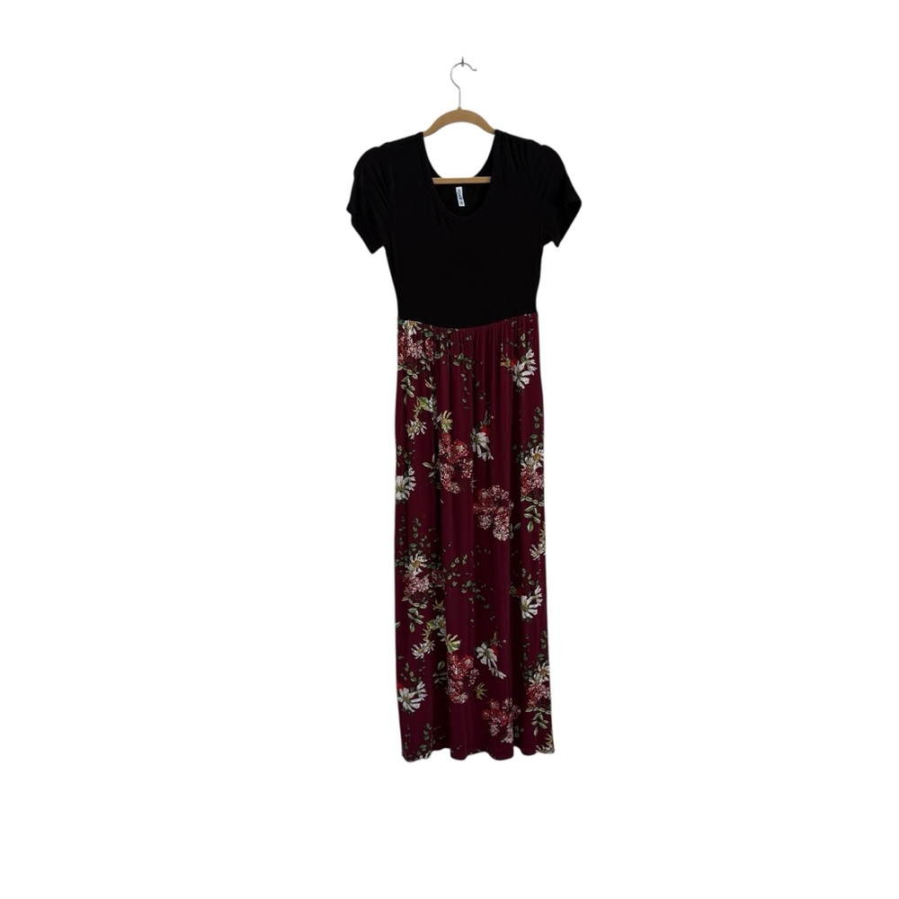 Viishow Elegant Black and Burgundy Floral Maxi Dress